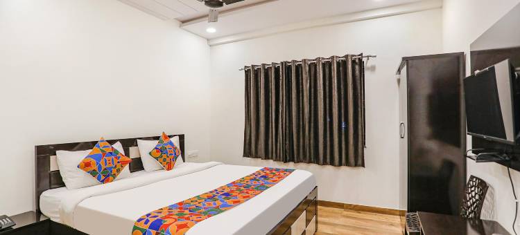 FabHotel Royal Stay - Beltarodi图片