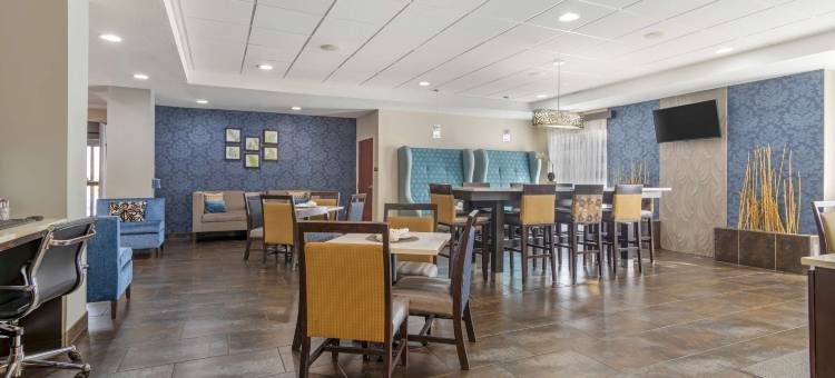 亚特兰大菲尔西南贝斯特韦斯特优质酒店(Best Western Plus Fairburn-Atlanta Southwest)图片