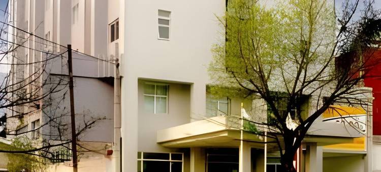 布里斯托尔中心西维科马尔蒂酒店(Bristol Centro Civico Curitiba)图片