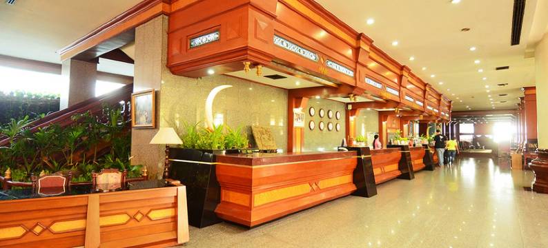 欢迎中天海滩酒店(Welcome Jomtien Beach Hotel)图片
