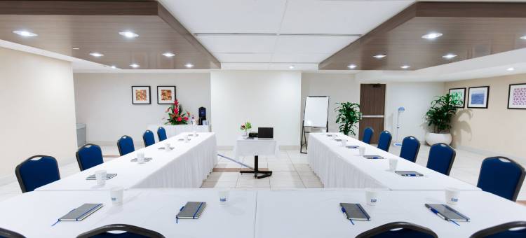 威基基智选假日酒店(Holiday Inn Express Waikiki)图片