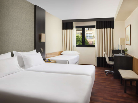 iStay by NH Ciudad de Valencia Hotel