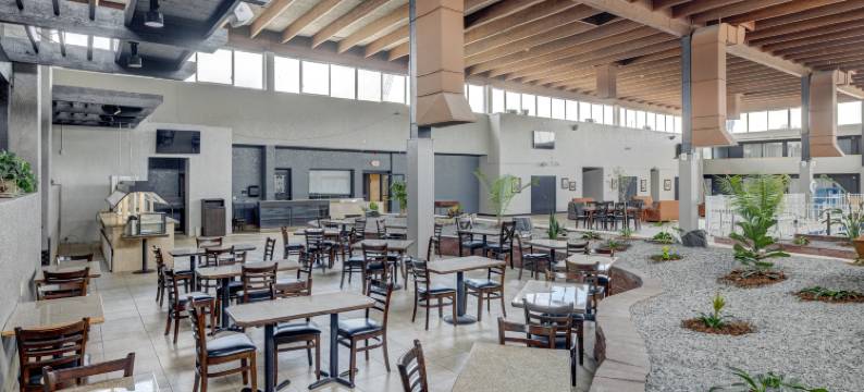 河畔酒店(Riverside Hotel)图片