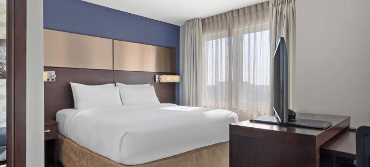 位于地铁中心中庭的纽约布朗克斯 Residence Inn 酒店(Residence Inn New York the Bronx at Metro Center Atrium)图片