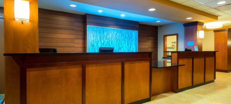 万枫路易斯威尔市中心套房酒店(Fairfield Inn & Suites Louisville Downtown)图片