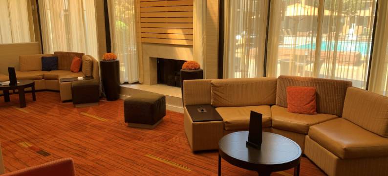 哥伦布万怡酒店(Courtyard Columbus)图片