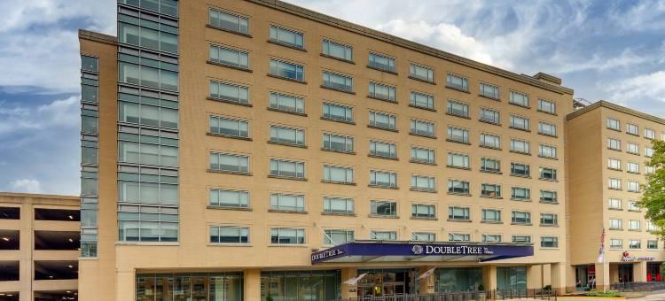 圣路易斯森林公园希尔顿逸林酒店(DoubleTree by Hilton St. Louis Forest Park)图片