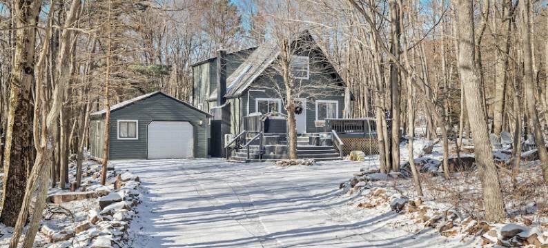 Charming /Lake/Kayak/Firepit/Hot Tub/Pets图片