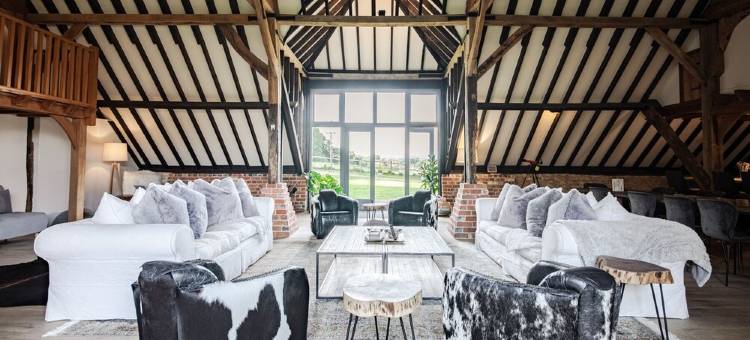 Stunning 6 bedroom converted barn nestled in Souths Downs; 5,000+ sq ft; 9 acres图片