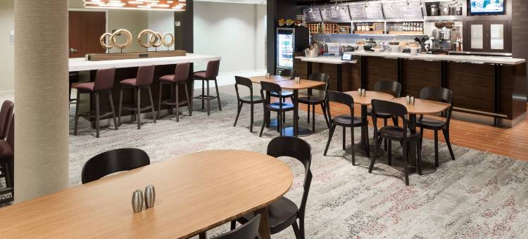 哈蒂斯堡万豪万怡酒店(Courtyard by Marriott Hattiesburg)图片