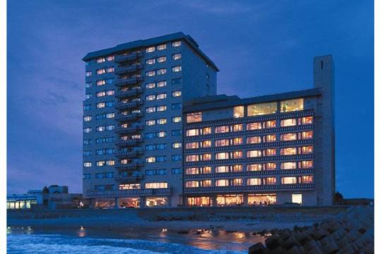 平成館潮音亭 花月