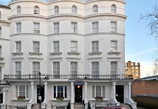 Princes Square Hotel Overview