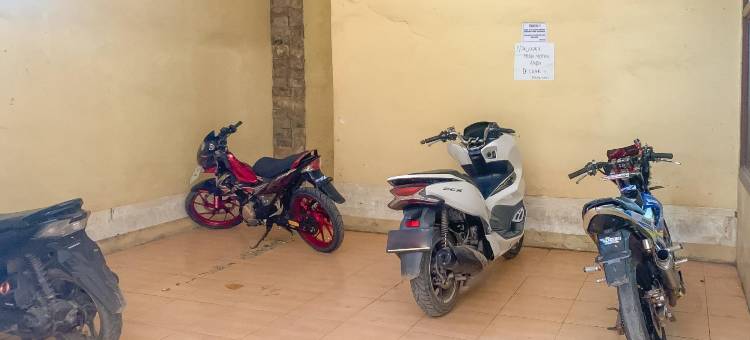 Urbanview Hotel Favorit Pamanukan Subang图片