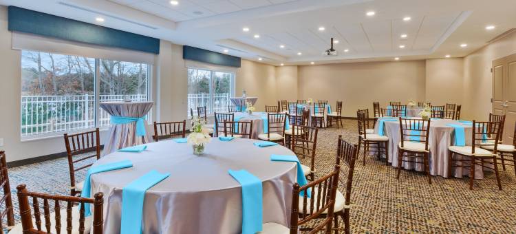 科德角运河欢朋酒店(Hampton Inn by Hilton Buzzards Bay Cape Cod Canal)图片
