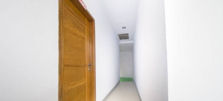 红多兹Plus伊斯兰酒店-哥伦打洛佩塔迪奥(RedDoorz Plus Syariah @ Pentadio Gorontalo)图片