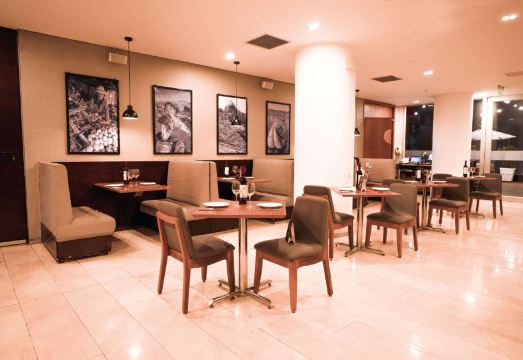 Dazzler by Wyndham Lima Miraflores Hotel Overview