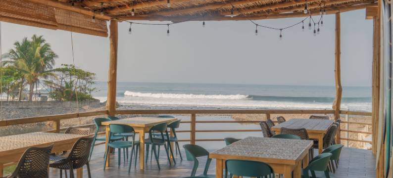 米拉冲浪酒店和浪潮(Mirasurf Hotel & Waves)图片