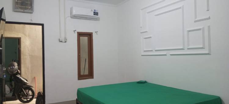 OYO 94032 JM旅馆2号近卡拉旺车站(Hotel O Jm Guest House 2NearStasiun Karawang)图片