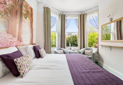 Mount Edgcombe Hotel Overview