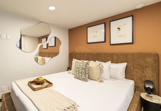 Kukun Socrates Polanco Hotel Overview