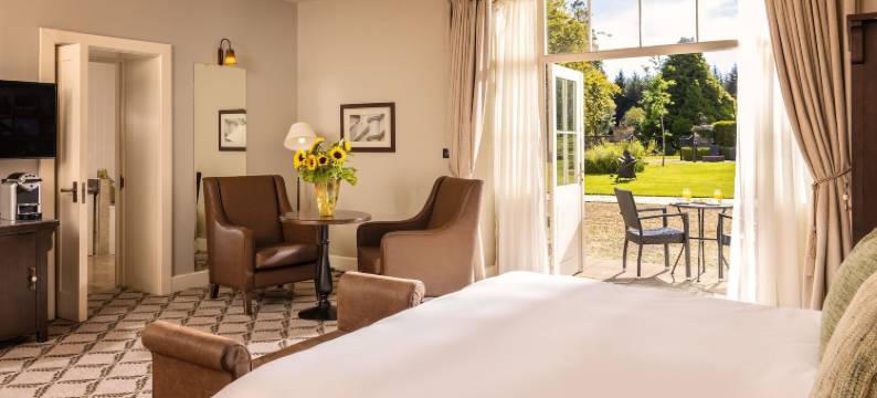 鲁赫爱斯基城堡酒店(Lough Eske Castle)图片