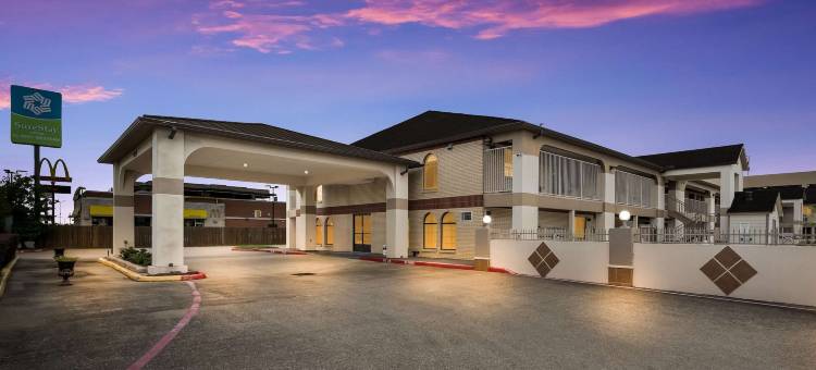 Best Western Deer Park Inn  Suites图片