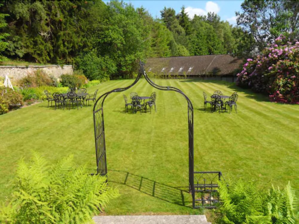 Tor-Na-Coille Hotel Over view