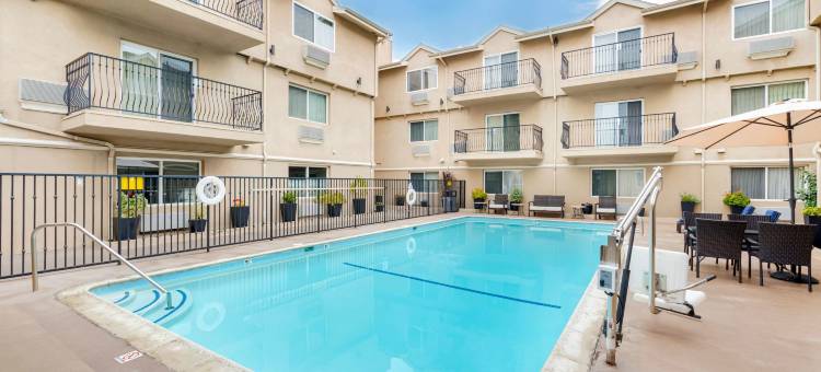 美冠鹦鹉舒适酒店(Comfort Inn Cockatoo Near LAX Airport)图片