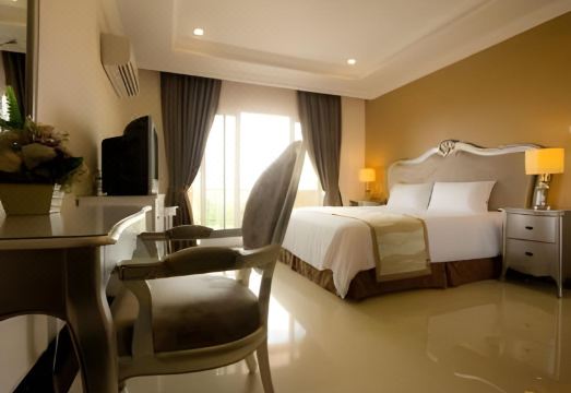 LK Grand Living PlaceHotel Overview