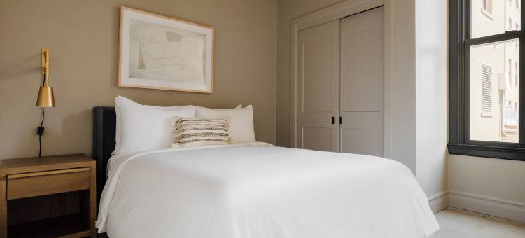 佩兰光(La Luz)图片