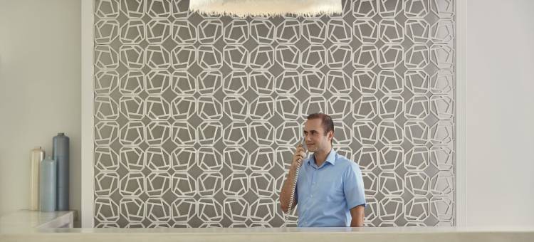 水蓝色海滩酒店(Aqua Blue Beach Hotel)图片