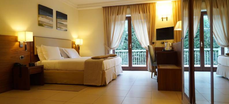 拿坡里套房住宅酒店(Suites & Residence Hotel)图片