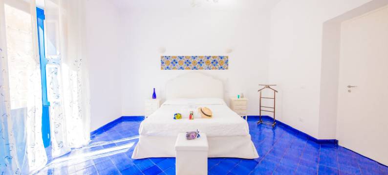 利帕里萨路斯特罗彭塔酒店(Punta Sallustro Lipari)图片