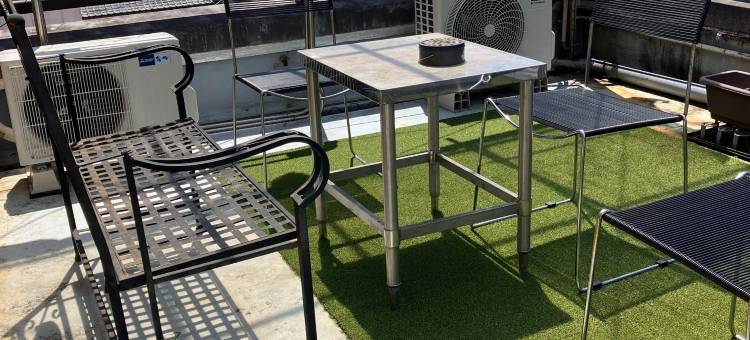 位于城下町中心的怀旧美味迷你酒店，肉质鲜美。(A Nostalgic and Tasty Mini Hotel Located in the mi)图片