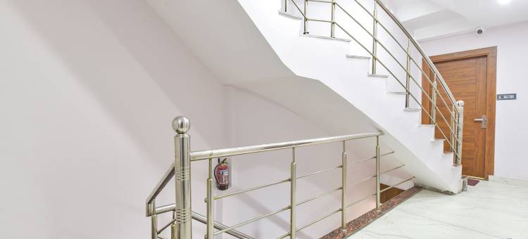 U V 酒店(FabHotel UV)图片