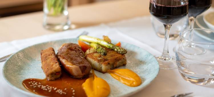莱瑞莱斯城堡(Hôtel Restaurant le Relays du Chasteau - Logis Hôtel)图片