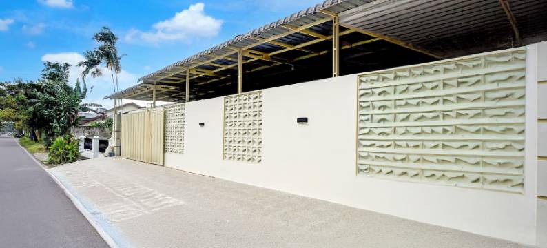 OYO酒店棉兰市中心靠近Bunda Thamrin医院(原Mora公寓)(Hotel O Medan City Center Near Rumah Sakit Bunda Thamrin Formerly Mora Residence)图片