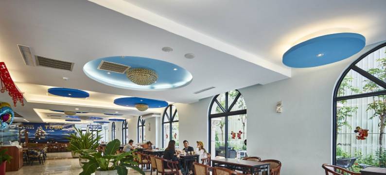 媚力泊饭店图片