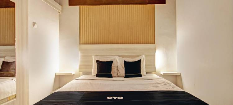 Capital O 93450 D'lala旅店(RedDoorz Near Pantai Idola Banyutowo Hotel d'Llala)图片