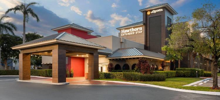 劳德代尔堡赛普拉斯Cr拉昆塔温德姆套房酒店(La Quinta Inn & Suites by Wyndham Ft Lauderdale Cypress Cr)图片