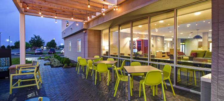 希尔顿旗下特雷霍特家居2套房酒店(Home2 Suites by Hilton Terre Haute)图片