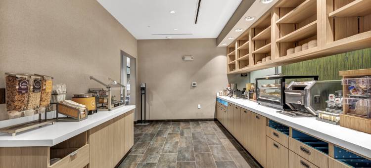 罗利州立竞技场希尔顿惠庭酒店(Home2 Suites by Hilton Raleigh West Lenovo Center)图片