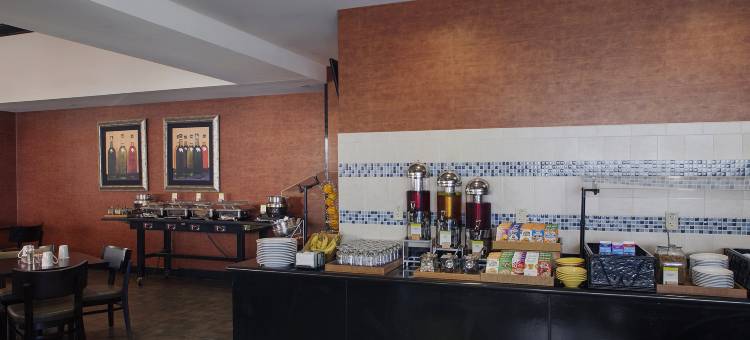 本顿维尔希尔顿逸林套房酒店(DoubleTree Suites by Hilton Hotel Bentonville)图片