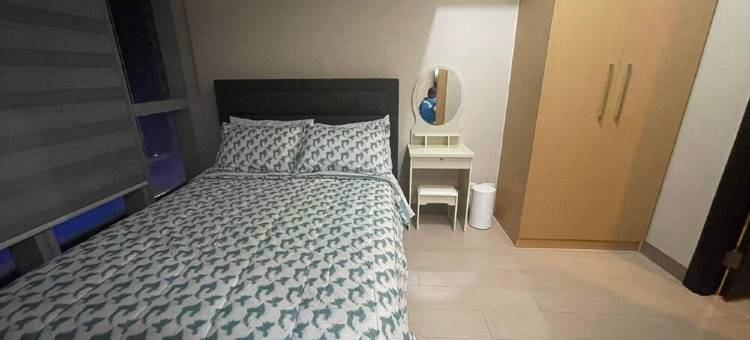 Uptown Parksuites Tower 1, BGC. Across Mitsukoshi Mall. Near Uptown Mall.图片