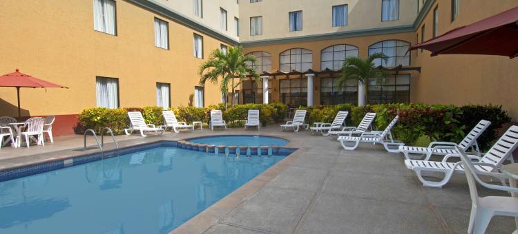 波萨里卡嘉年华酒店(Fiesta Inn Poza Rica)图片