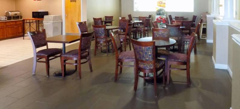 品质酒店王国城 I-70(Quality Inn Kingdom City I-70)图片