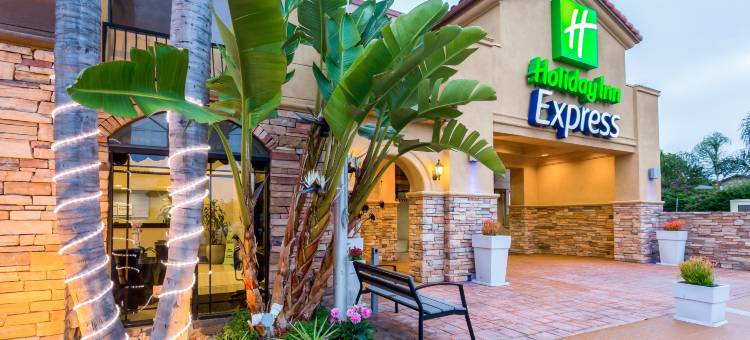 Holiday Inn Express 圣迭戈海洋世界(Holiday Inn Express San Diego-Sea World Area)图片