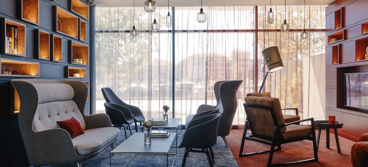 美居土伦滨海拉塞讷酒店(Hôtel Mercure Toulon la Seyne-Sur-Mer)图片