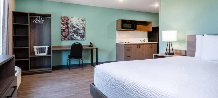 Echo Suites Extended Stay by Wyndham Naples图片