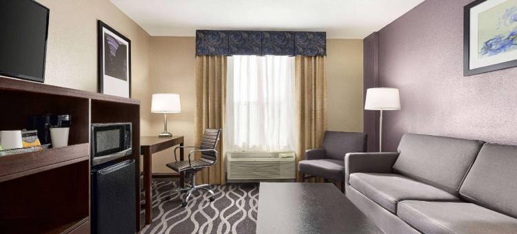 IBAN达拉斯中央公园酒店，温德姆Trademark精选(Dallas Park Central Hotel)图片